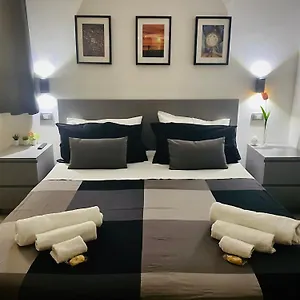  Bed & Breakfast Sicilian